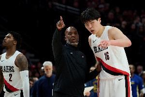  媒体人：令人担心的是 昌西与瀚森是同一个经纪公司 也挺照顾小杨