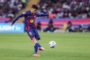 TA:佩德里受伤是巴萨最坏的消息,弗里克不得不再次依赖拉玛西亚