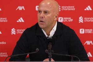 斯洛特:轮换没问题!一线队仅15人可用,全主力对水晶宫也没胜算