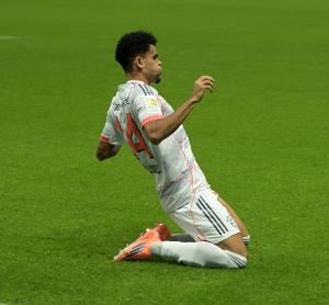 比赛转折点!迪亚斯第35分钟扳平球明显越位,但德国杯前2轮无VAR