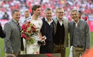  海纳：欢迎每位前球员回归拜仁，希望穆勒未来回拜仁任职