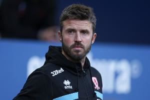  TA：加里-奥尼尔、罗伯-爱德华兹和卡里克都是狼队新帅候选人