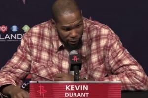  杜兰特：不认为亚当斯老了很多 依然能让我想起十年前的他