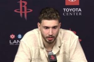  申京：我很乐于把关键球给球交给杜兰特 我信任他&知道他能得分